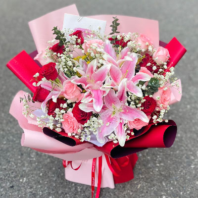 贵港22朵玫瑰混搭百合，共舞人生