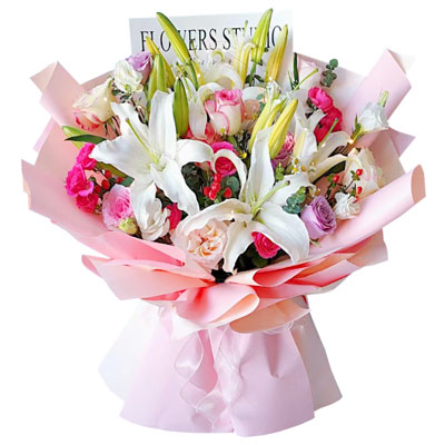 贵港11朵玫瑰百合混搭，与你相处的幸福