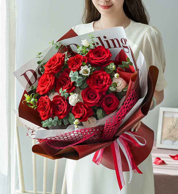 贵港生日要送什么样的玫瑰花,要送多少朵?